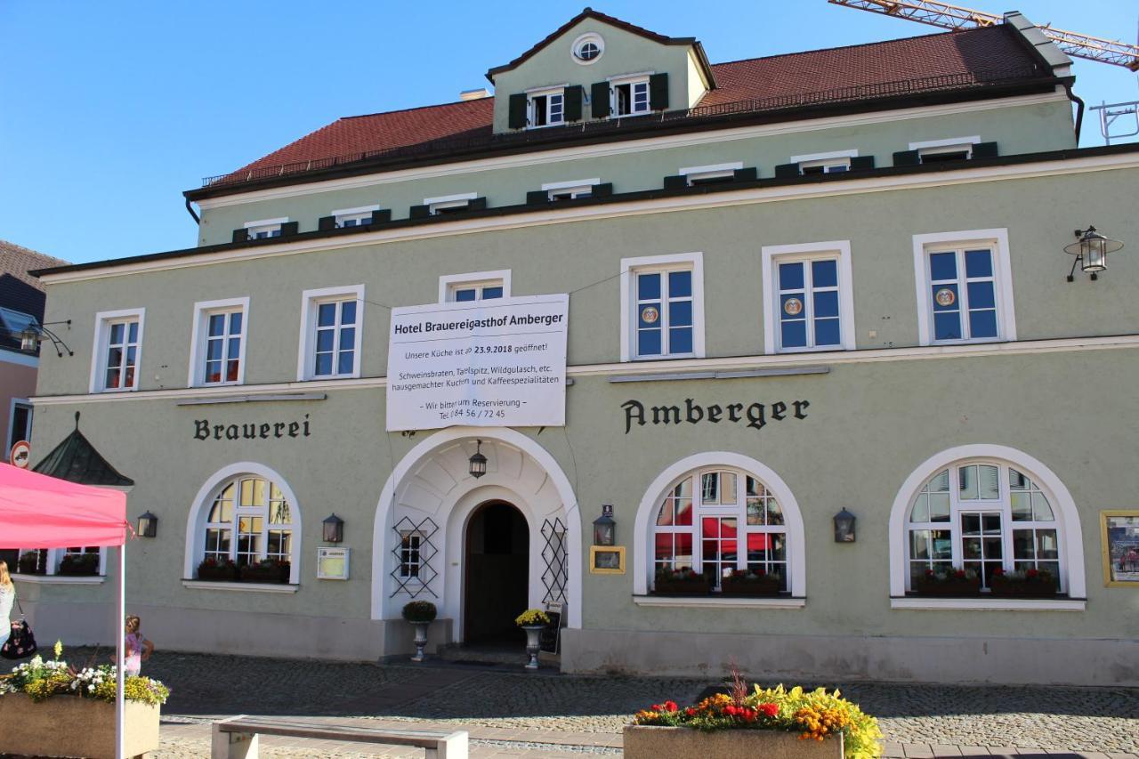 Hotel Brauereigasthof Amberger Kosching Exterior foto
